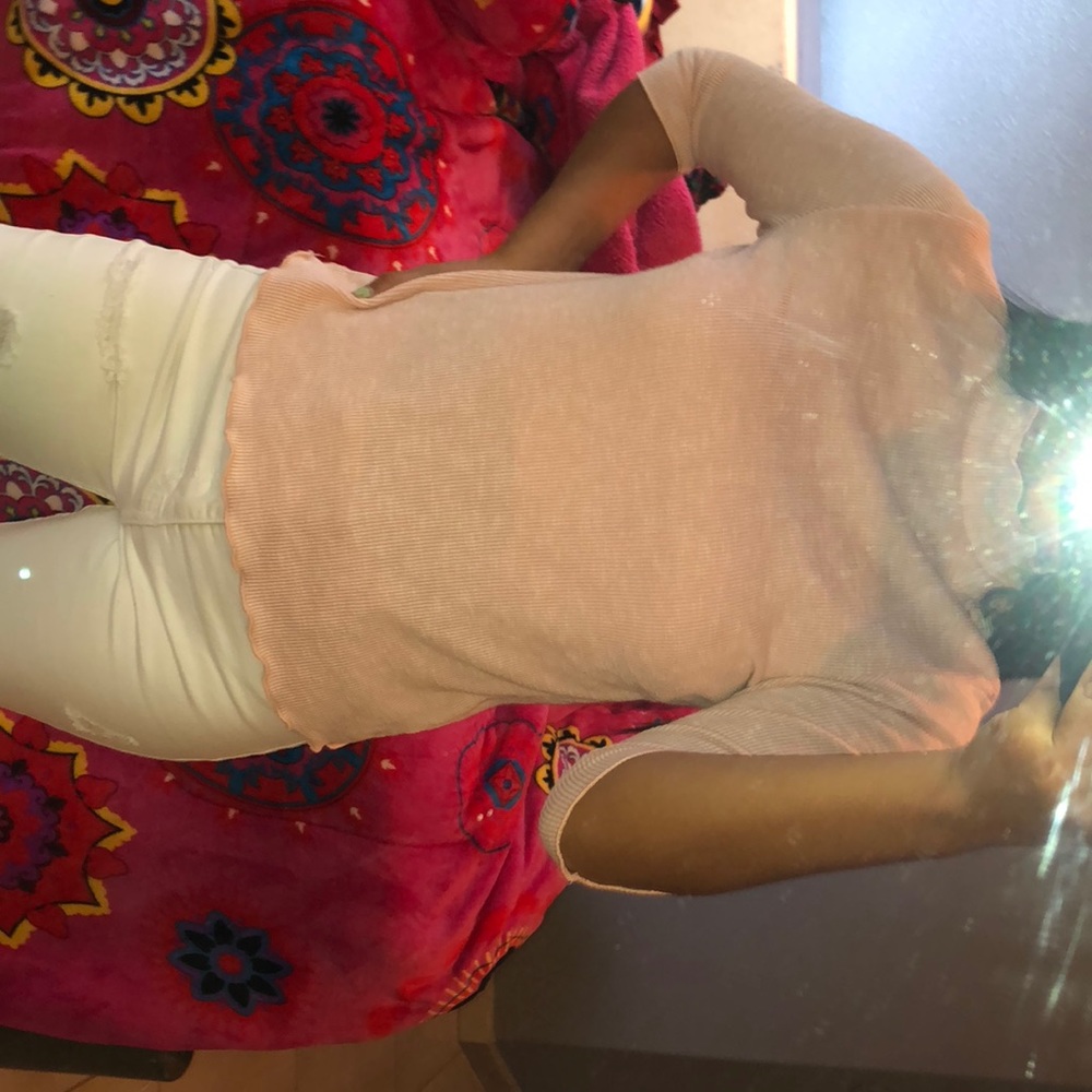 A long sleeve shirt